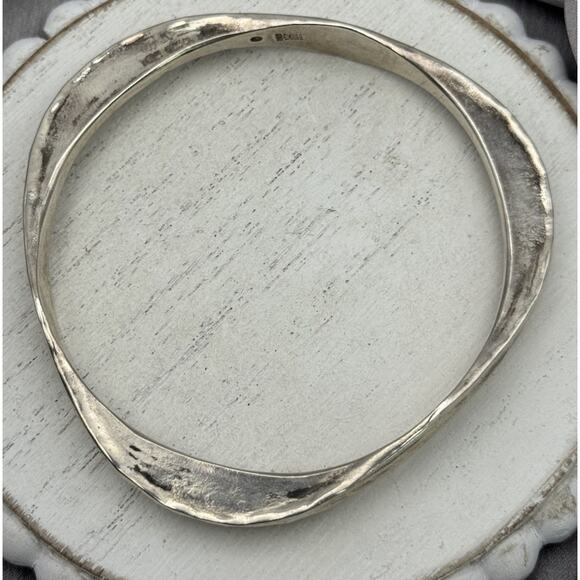 Retired James Avery Las Martilbalos Hammered Bangle Bracelet 39.76G/7.5in - Picture 6 of 8